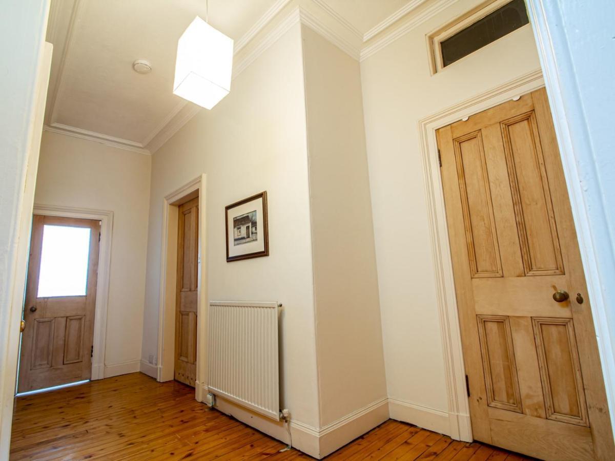 Pass The Keys Beautiful And Bright Georgian Style Morningside Apartment Edinburgh Exterior photo