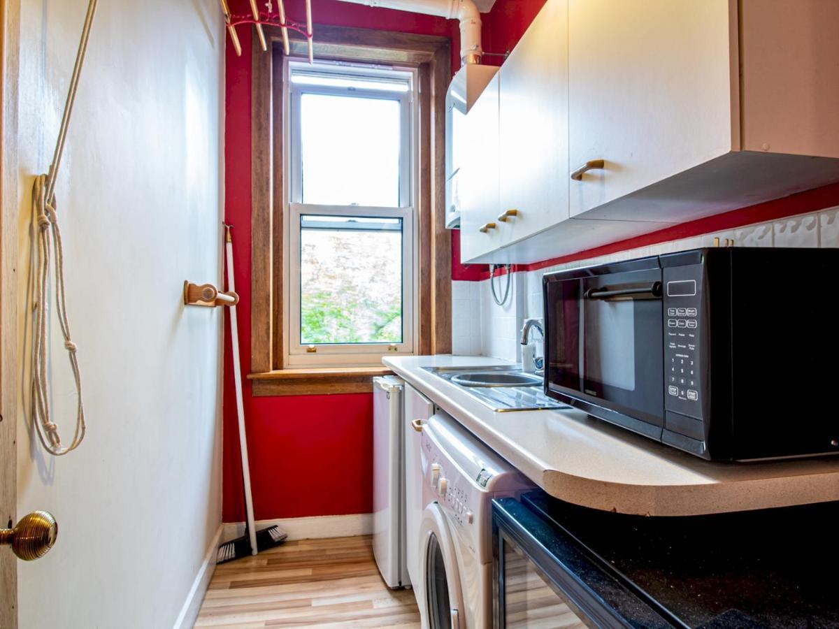 Pass The Keys Beautiful And Bright Georgian Style Morningside Apartment Edinburgh Exterior photo